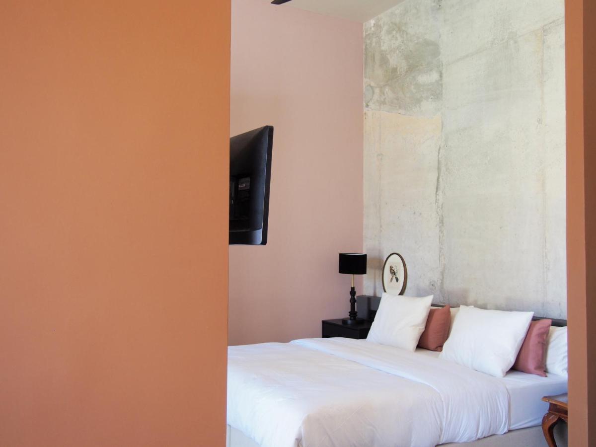 Suites 9 Malaga, Three Unique Suites With Private Plunge Pool Exteriör bild