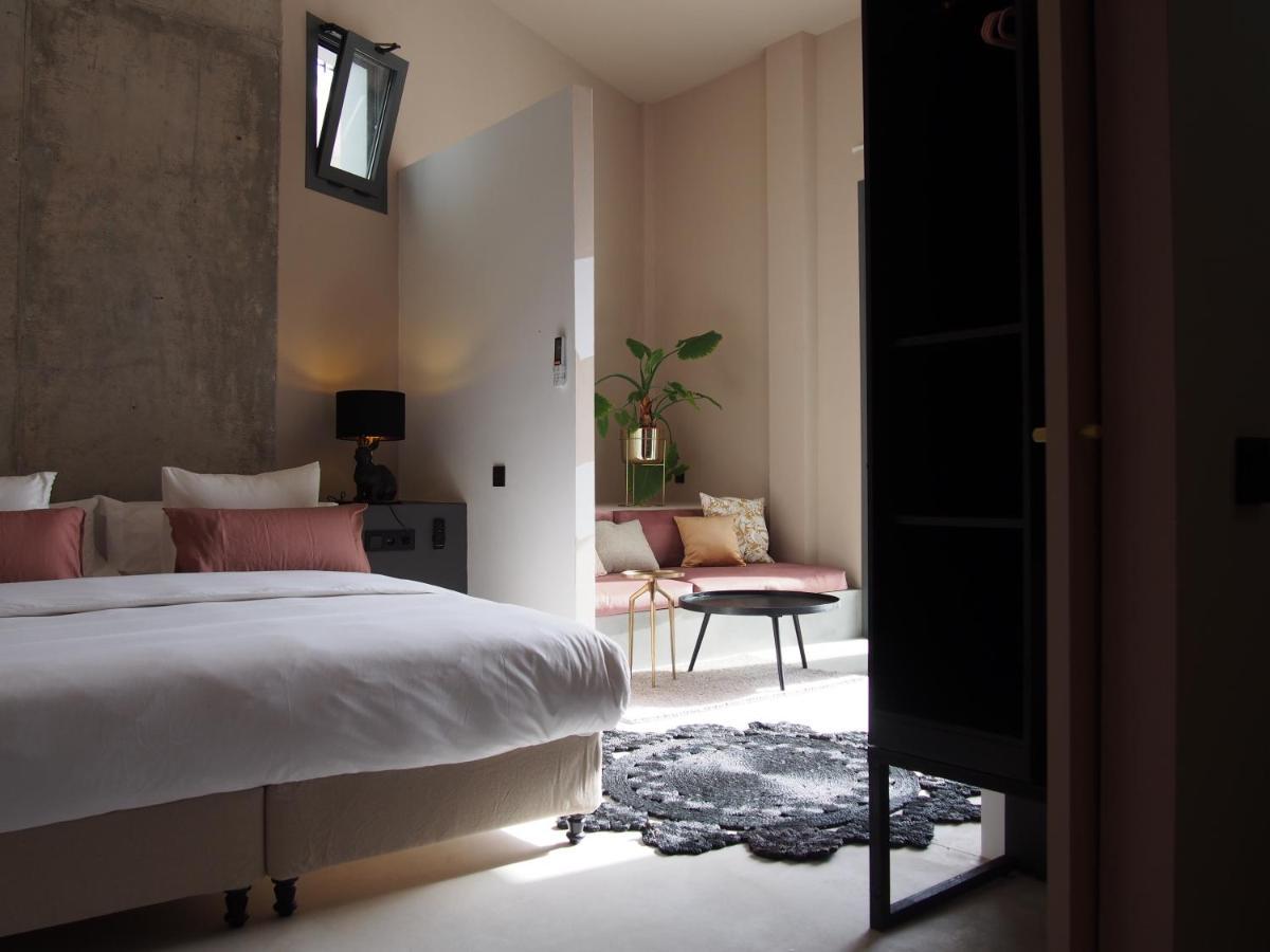 Suites 9 Malaga, Three Unique Suites With Private Plunge Pool Exteriör bild
